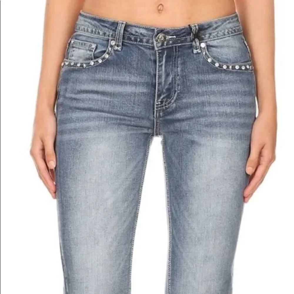 Platinum Plush Skull Crossbones Rhinestone Jeans NWT
